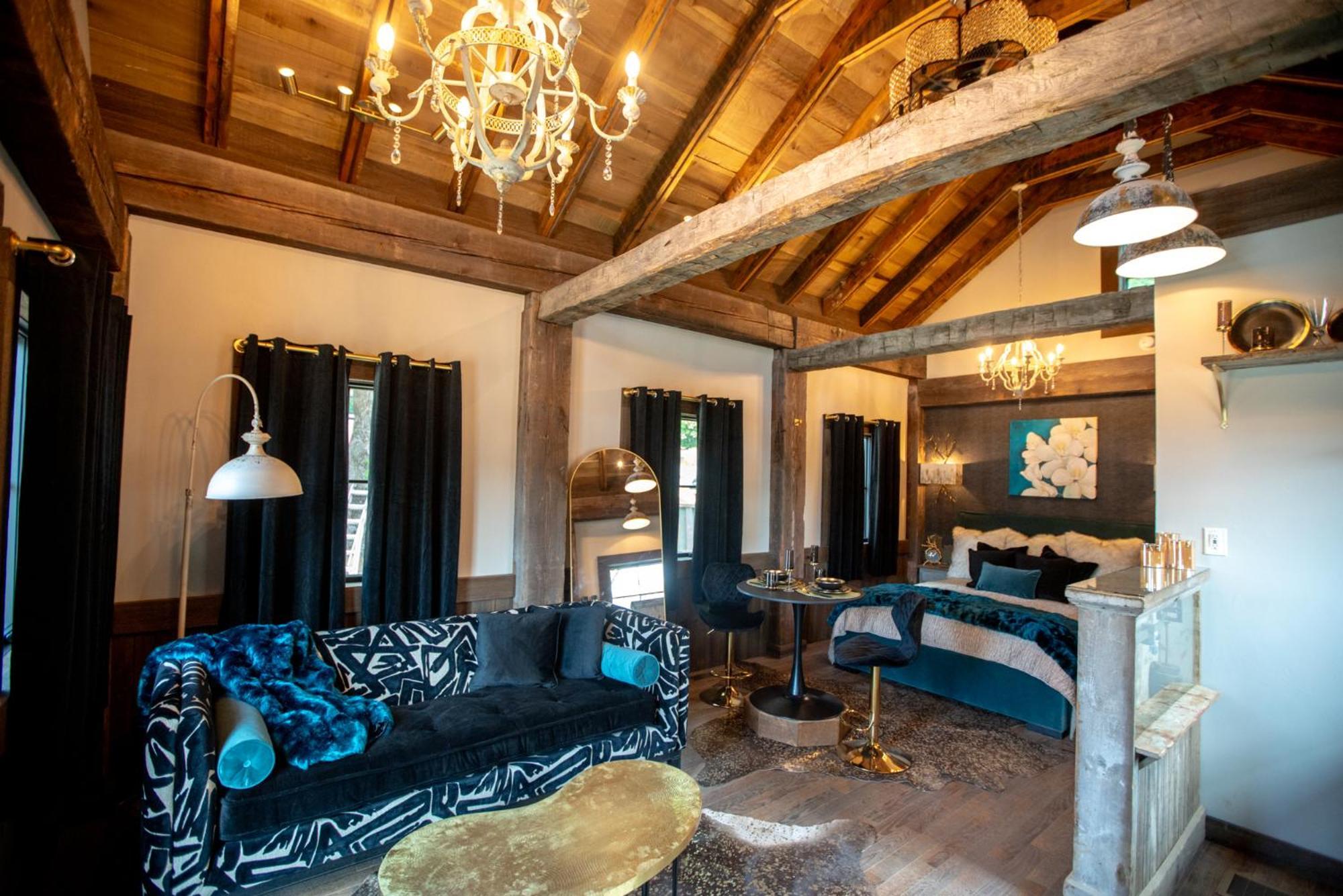 Barnwood Village Уайт-Салфер-Спрингс Экстерьер фото
